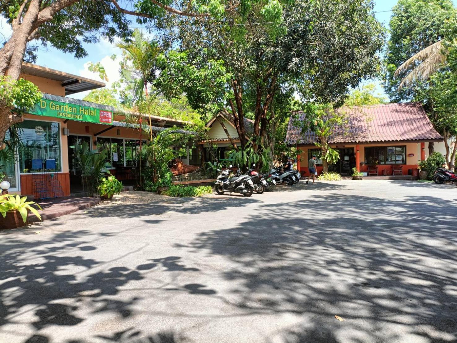 Baan Suan Villas Resort Ban Suan  Экстерьер фото